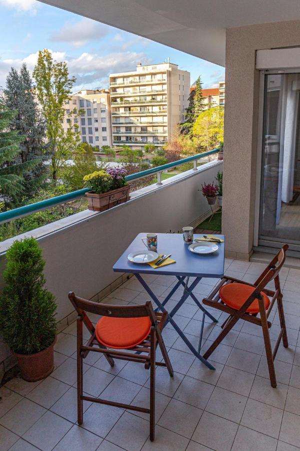 Parc Blandan - T2 Calme Lumineux Et Bien Situe. Apartment Lyon Luaran gambar